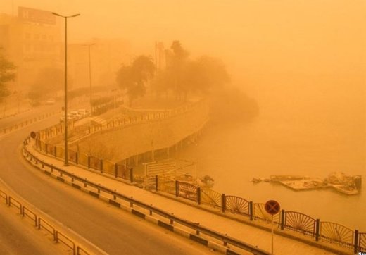 خیزش گرد و غبار همراه با افزایش دما در لرستان